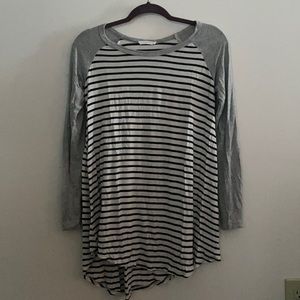 Reborn J grey black and white striped top. Stretchy, size large